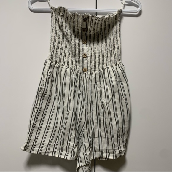 garage romper - Picture 2 of 5